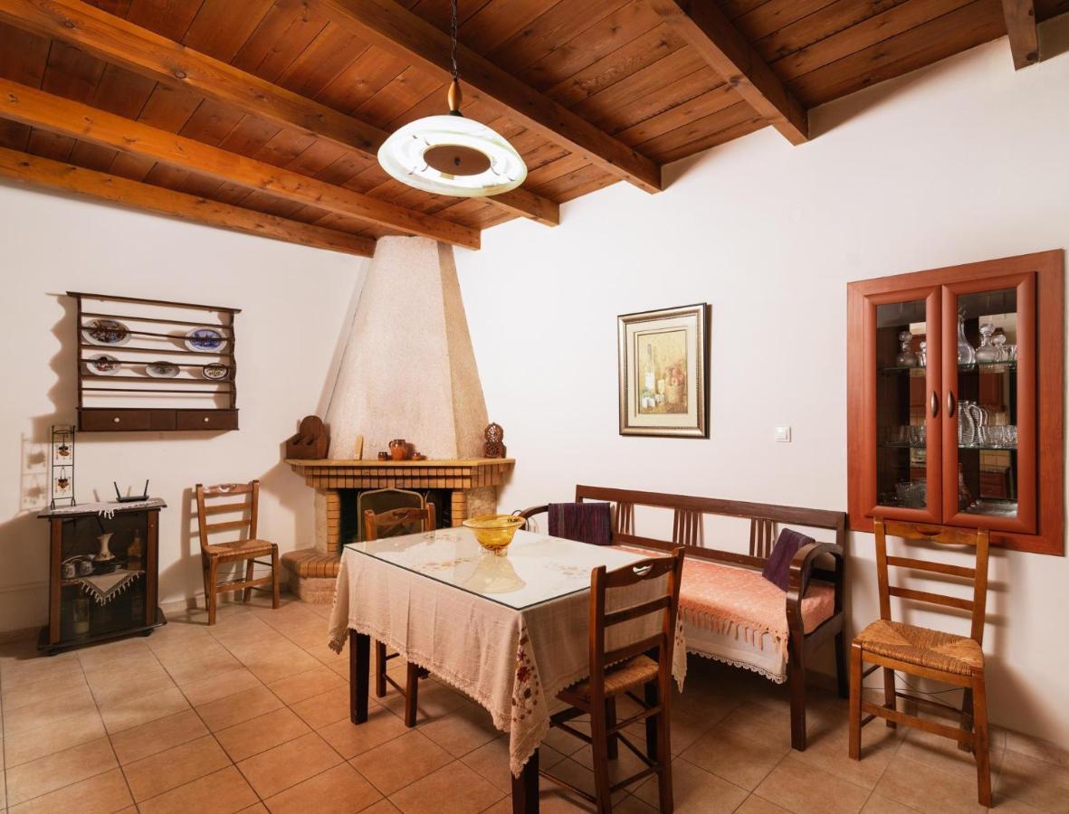 Villa Fontana Périon Eksteriør bilde